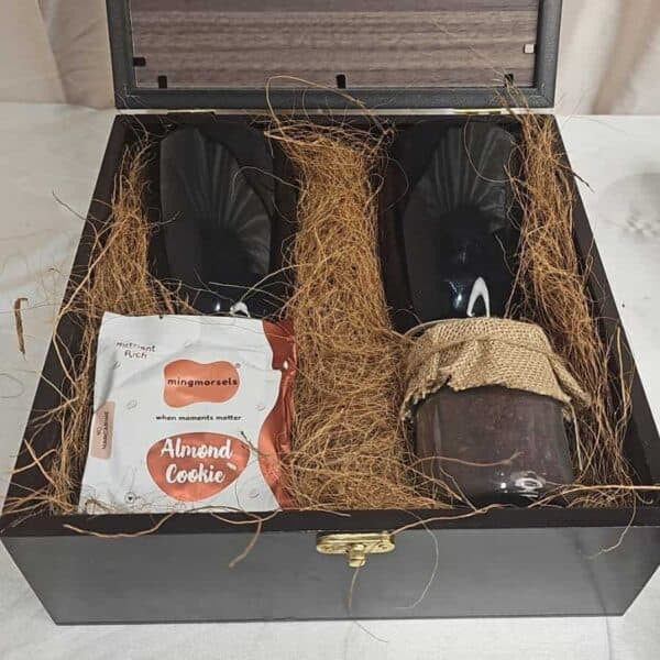 Traditional Gift Hamper – Warm Moments