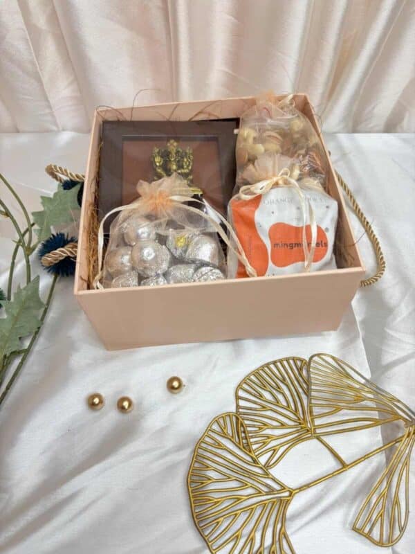 Bless and Treat Gift Hamper – Elegant Festive Gifting Solution
