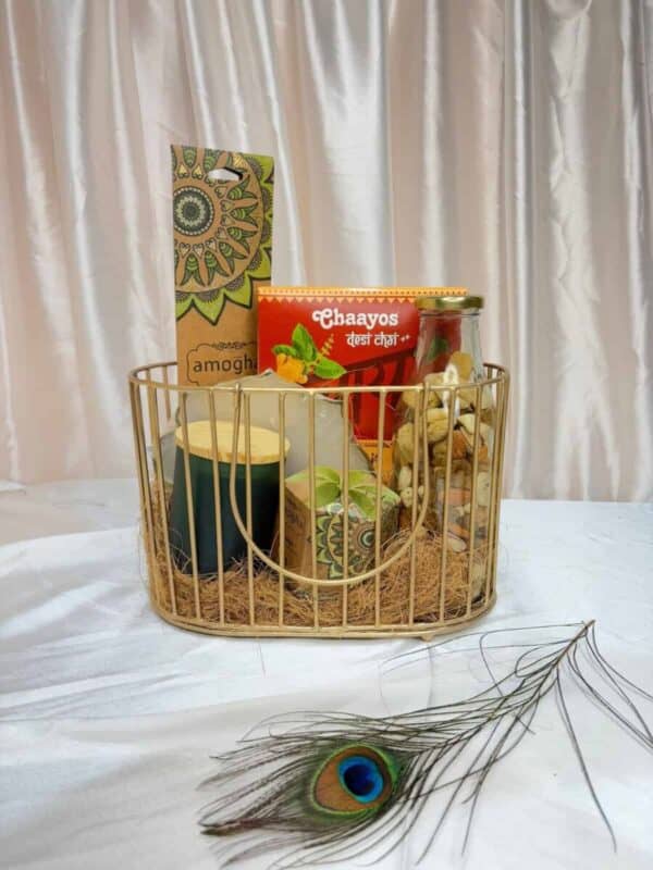 Tea & Treat – Tea Set Gift Hamper