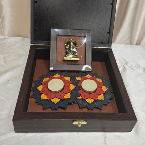 Devine Festivity Hamper