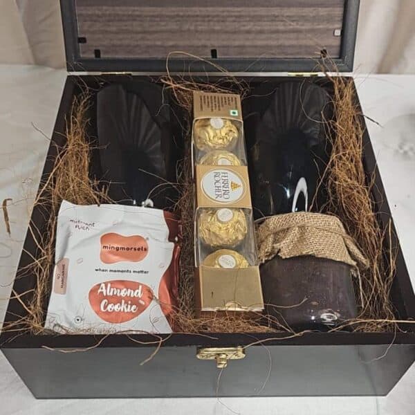 Traditional Gift Hamper – Warm Moments