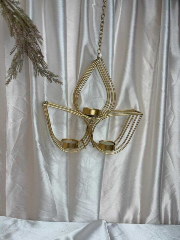 Elegant Leaf Hanging Decor – Handcrafted Festive Accent