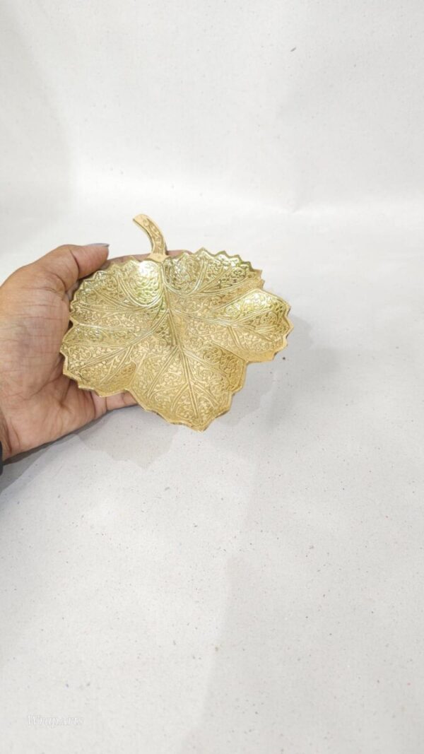Elegant Brass Leaf Trinket | WrapArts